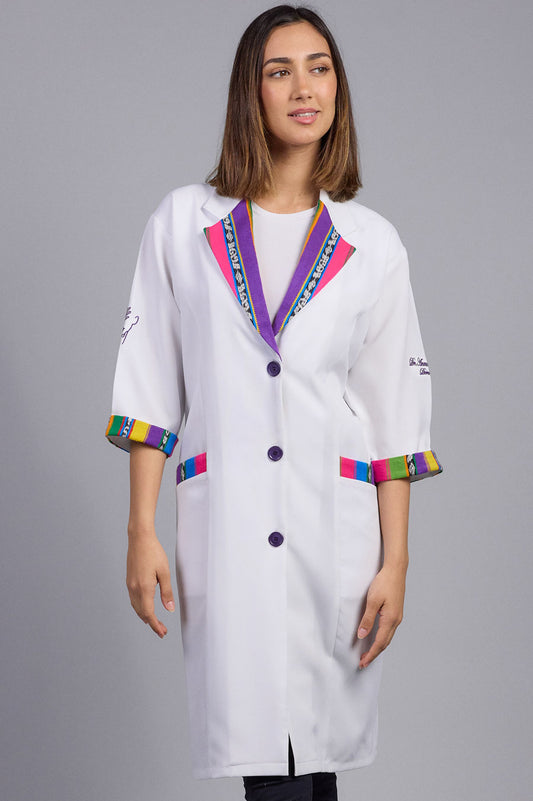 Overlapped white coat, typical collar