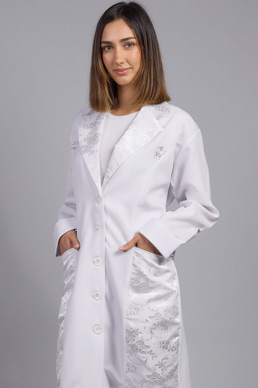 Sunny Isles Medical Gown - White/Lace